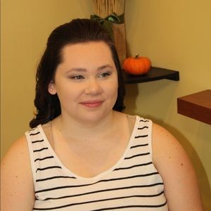 Meet your Posher, Julie